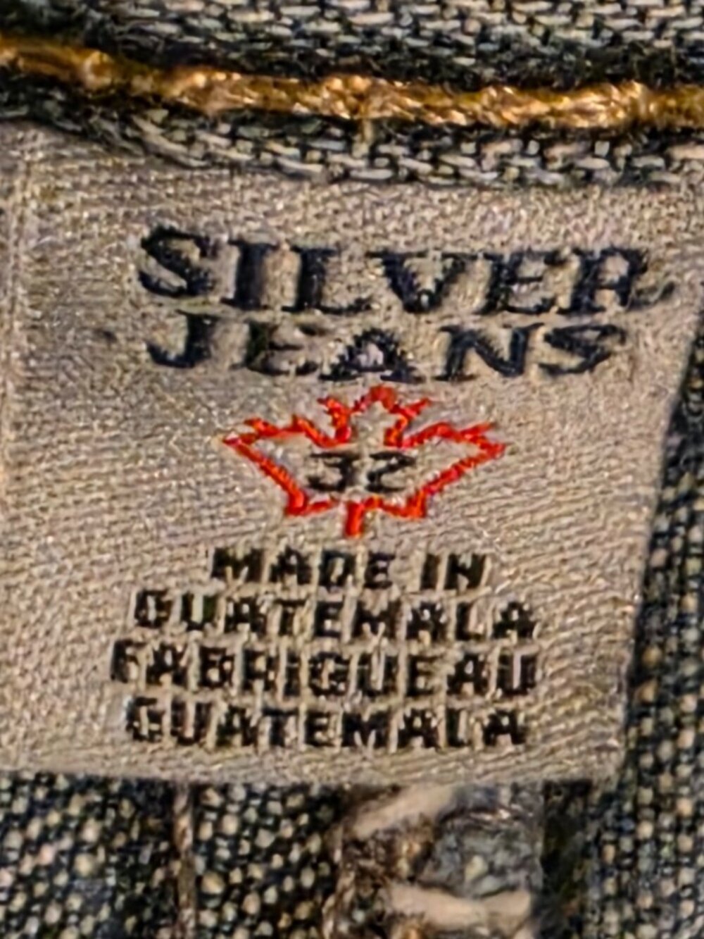 Silver Jeans Co Women's Micro Low-Rise Y2K Retro Jean Shorts Sz 32 - Picture 4 of 11